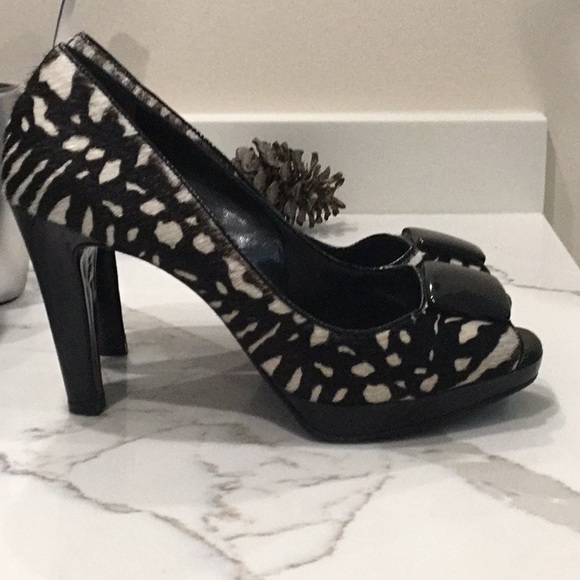 Ann Taylor Calf Hair Stillettos, size 7.5M - Picture 2 of 5